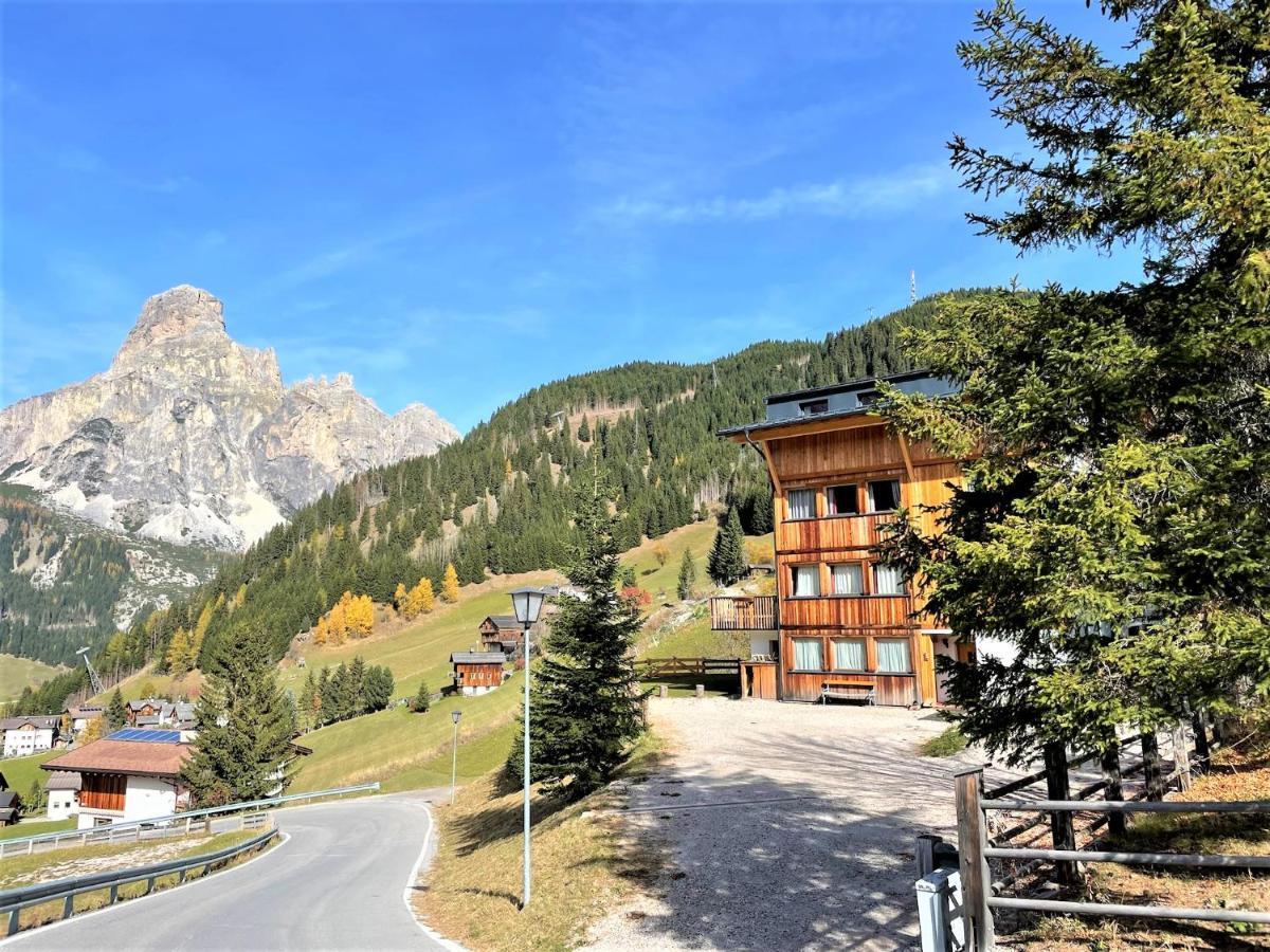 Luxury Chalet Liosa - Ski In Ski Out - Amazing View Corvara In Badia Exterior foto