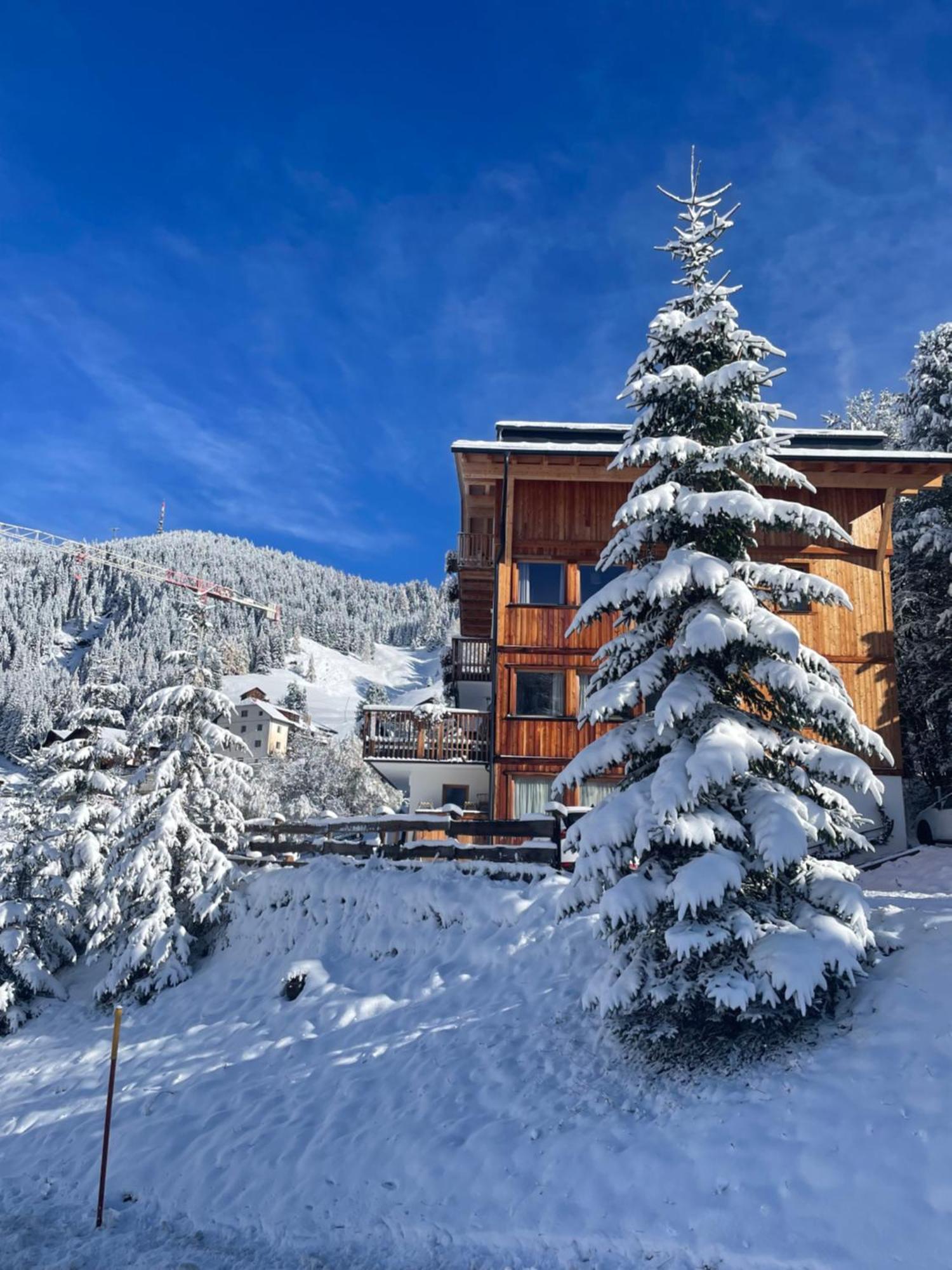 Luxury Chalet Liosa - Ski In Ski Out - Amazing View Corvara In Badia Exterior foto